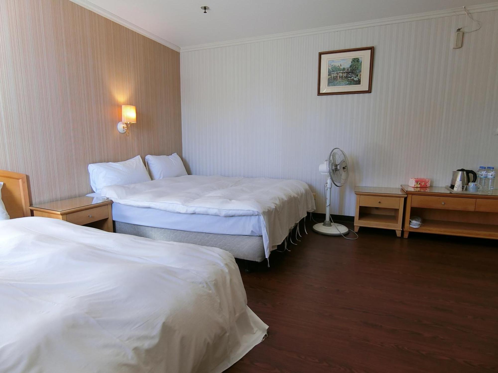Hermes Hotel Hsinchu Esterno foto